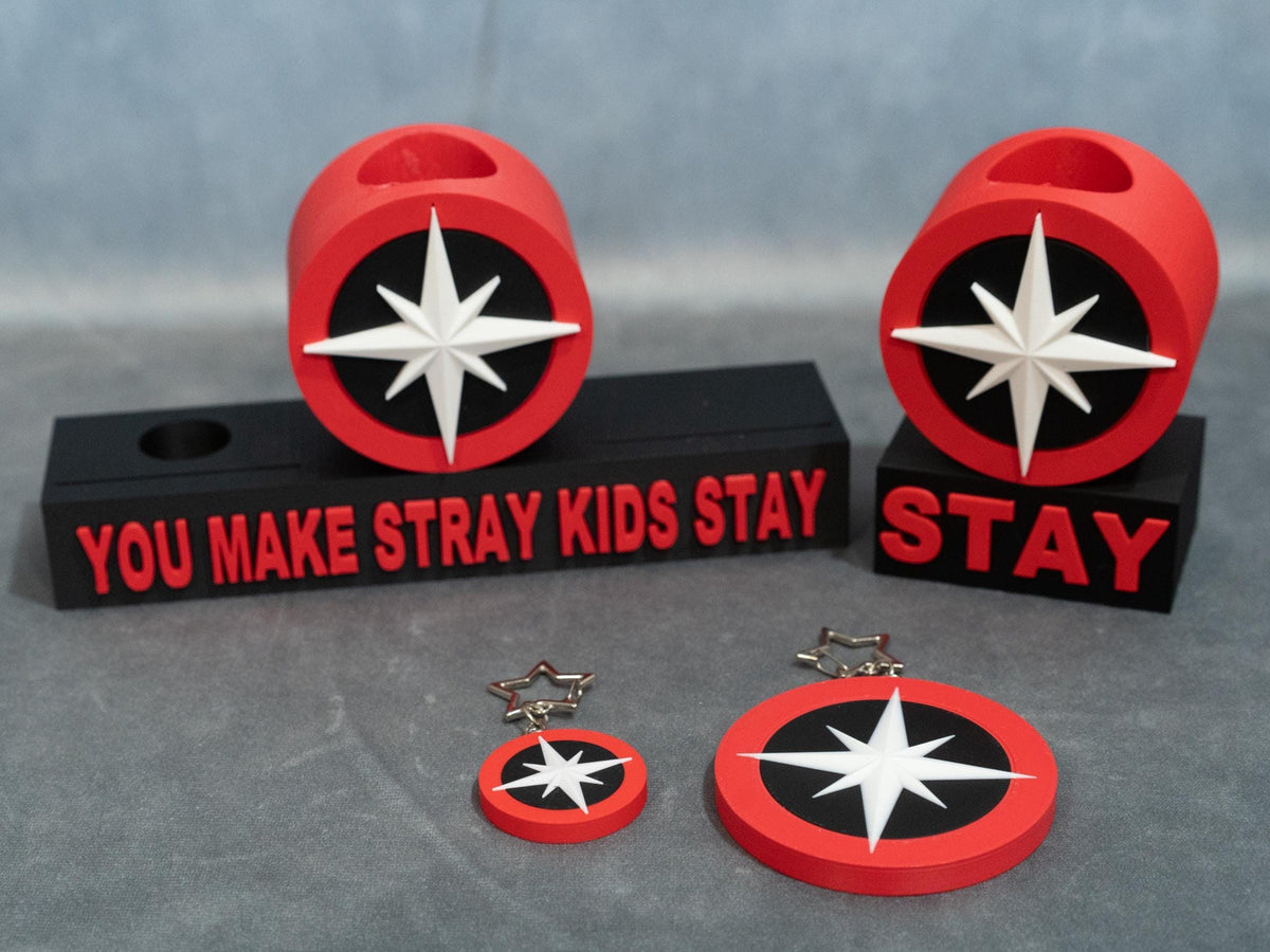 Stray Kids Logo Large Keychain | Red & Black K-Pop Charm with Star Clip