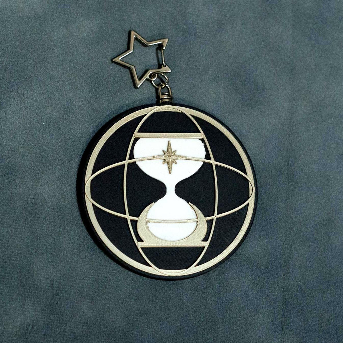 ATINY Large Keychain | Black & Gold K-Pop Charm with Star Clip
